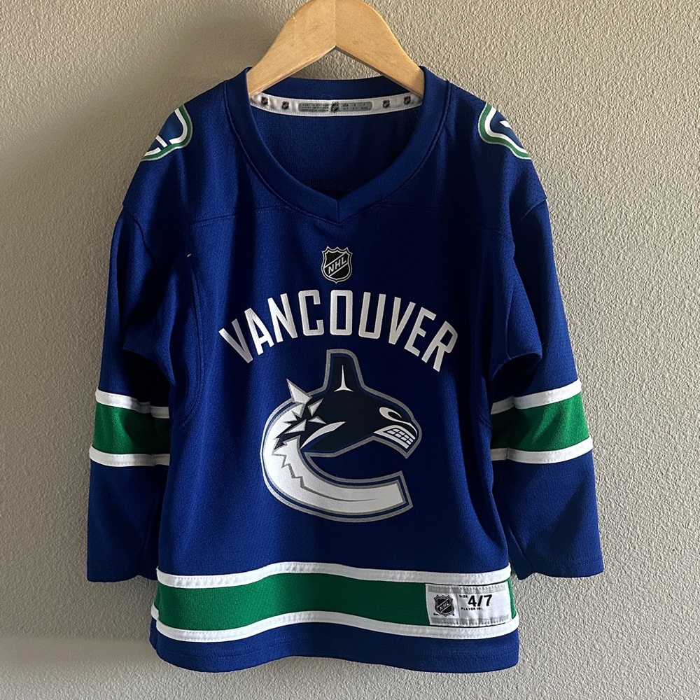 Vancouver Canucks Kids Blue Hockey Jersey